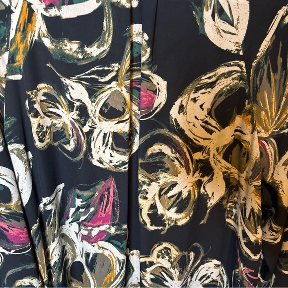 Seven7 Melissa McCarthy Blue Long Sleeve Floral With Front Pockets Tunic 3X - Picture 12 of 16